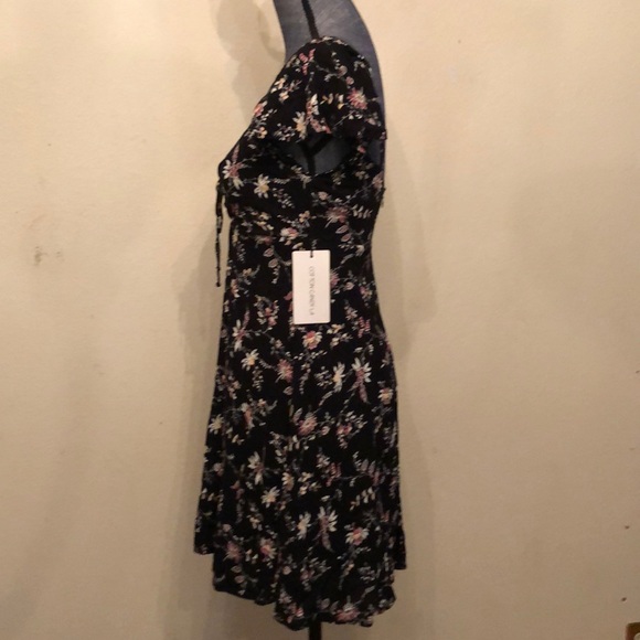 Floral mini dress - Picture 6 of 7